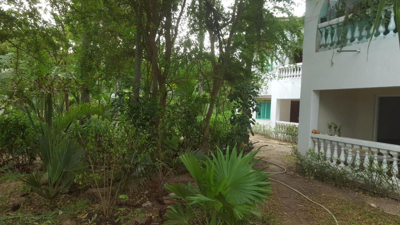 Savannah Cottages Mombasa Exterior foto